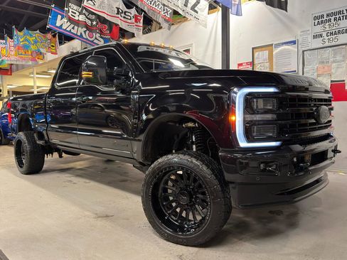 Used 2024 Ford F250 Limited w/ FX4 Off-Road Package image 1