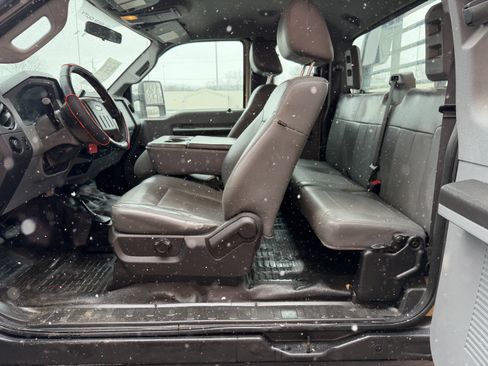 Used 2011 Ford F350 XL w/ Snow Plow Prep Pkg AWD/4WD image 8