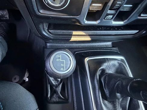 Used 2021 Jeep Wrangler Unlimited Sport AWD/4WD image 28