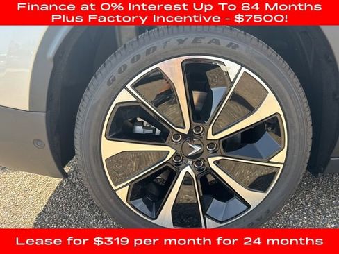 New 2025 VinFast VF 8 Plus image 9