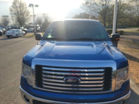 Used 2011 Ford F150 XLT w/ XLT Chrome Pkg image 3