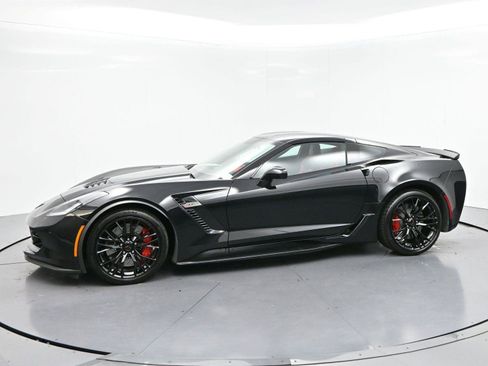 Used 2019 Chevrolet Corvette Z06 RWD image 4