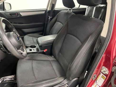 Used 2018 Subaru Outback 2.5i AWD/4WD image 38