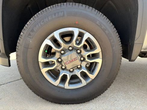 New 2026 GMC Sierra 2500 SLE w/ SLE Convenience Package image 12