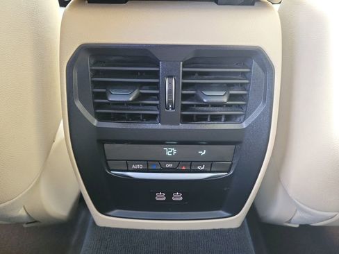 Used 2021 BMW 330i xDrive Sedan w/ Premium Package image 14