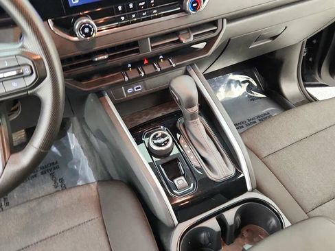 Used 2023 Chevrolet Colorado Trail Boss w/ Advanced Trailering Package AWD/4WD image 26