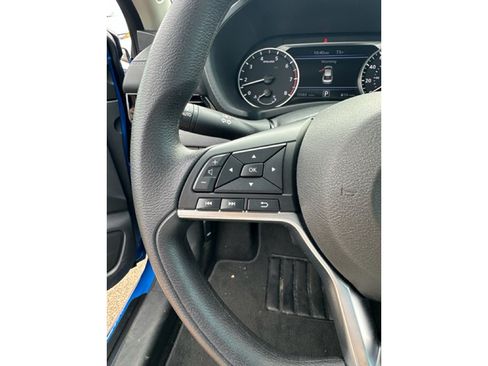 Used 2024 Nissan Sentra SV image 19