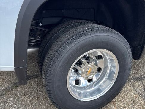 New 2026 Chevrolet Silverado 3500 High Country w/ Technology Package AWD/4WD image 5