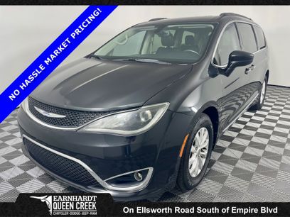 Used 2017 Chrysler Pacifica Touring-L