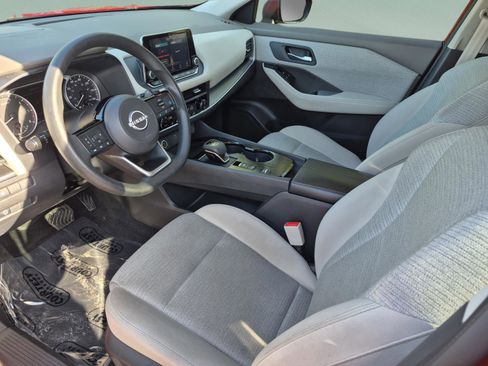 Certified 2023 Nissan Rogue SV FWD image 19