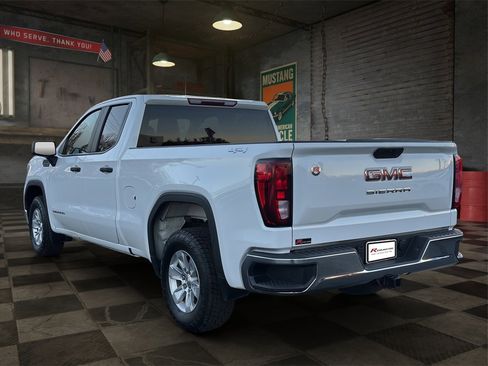 Used 2021 GMC Sierra 1500 4x4 Double Cab w/ Sierra Value Package image 30