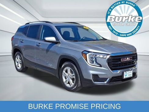 Certified 2023 GMC Terrain SLE w/ Driver Convenience Package FWD image 1