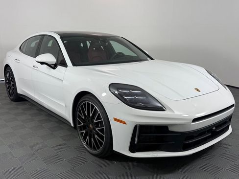 New 2025 Porsche Panamera RWD image 9