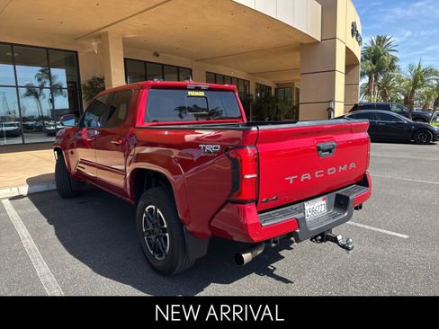Used 2024 Toyota Tacoma TRD Sport w/ TRD Sport Upgrade Package AWD/4WD image 4