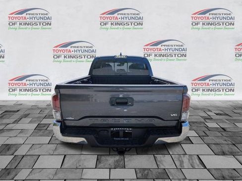 Certified 2023 Toyota Tacoma TRD Off-Road AWD/4WD image 4