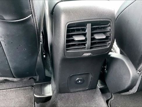 Used 2025 Ford Escape Platinum AWD/4WD image 10