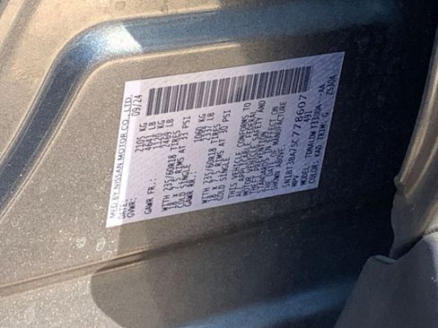 Used 2025 Nissan Rogue SV image 10