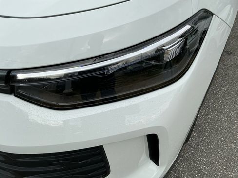 New 2026 Volkswagen Tiguan SE image 25