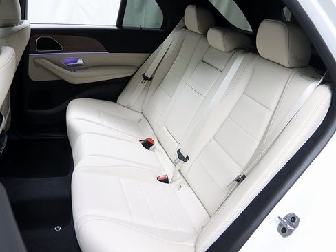 New 2025 Mercedes-Benz GLE 450 4MATIC image 12