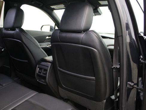 Used 2023 Cadillac XT4 Premium Luxury AWD/4WD image 24