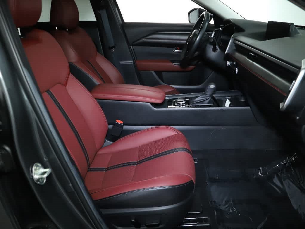 Certified 2025 MAZDA CX-50 AWD 2.5 Hybrid w/ Premium Pkg image 35