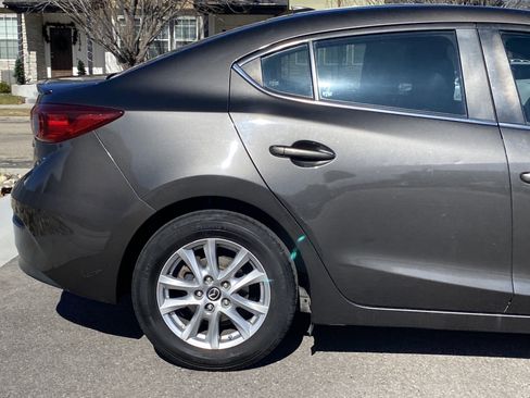 Used 2014 MAZDA MAZDA3 i Grand Touring image 6