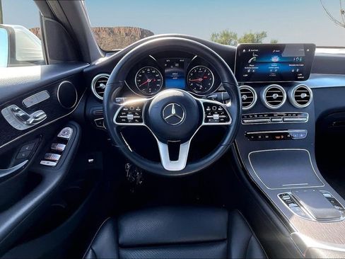 Used 2022 Mercedes-Benz GLC 300 image 5