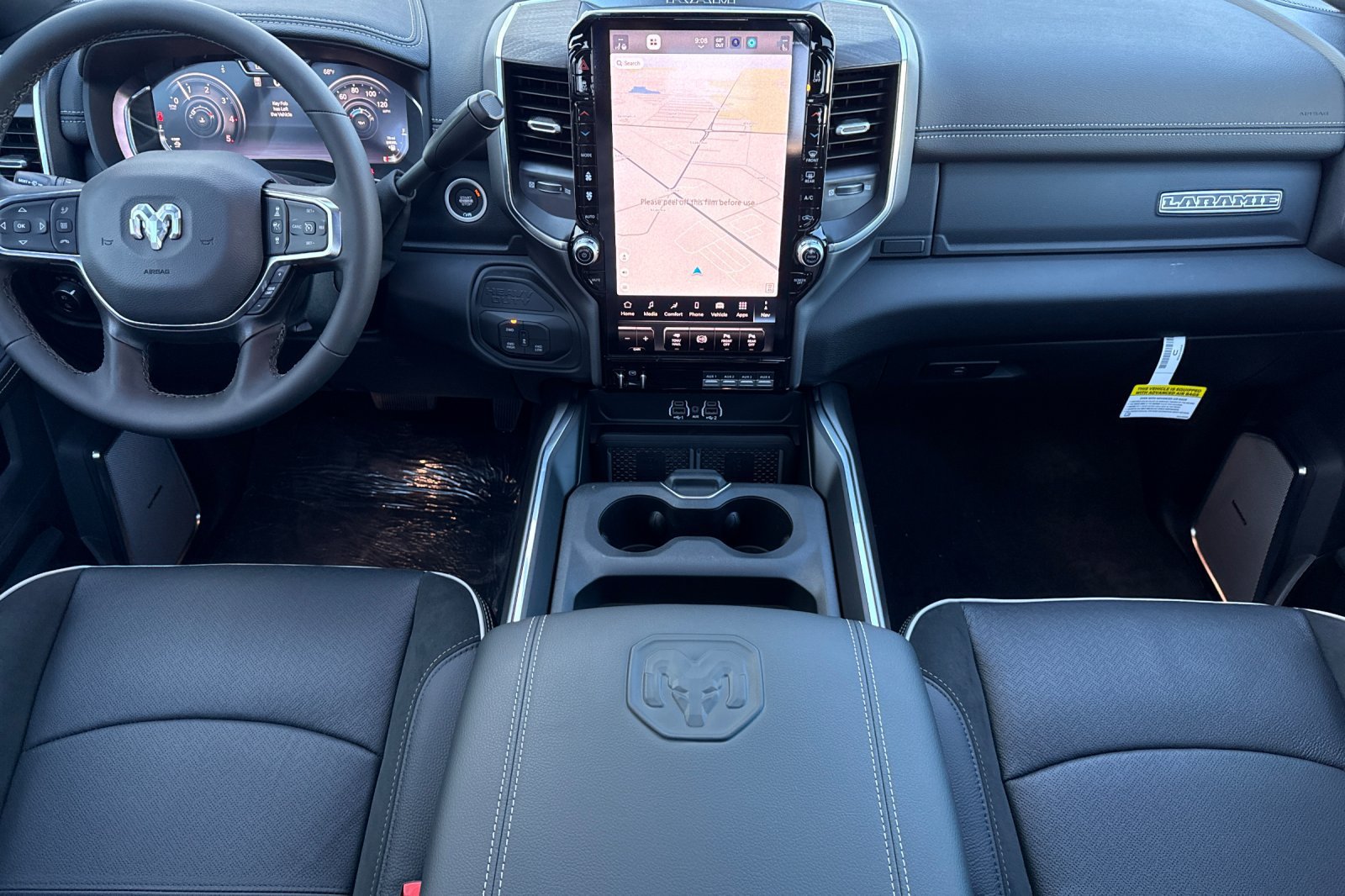 New 2026 RAM 3500 Laramie AWD/4WD image 12