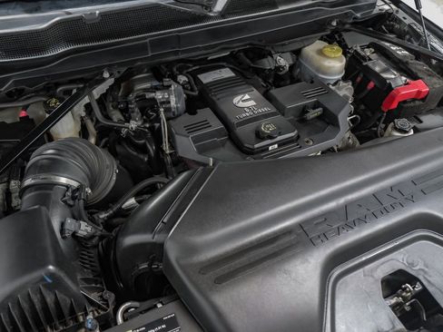 Used 2024 RAM 3500 Big Horn image 59