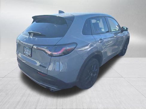 Used 2024 Honda HR-V Sport image 7