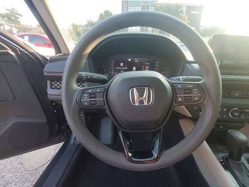 Used 2024 Honda Accord EX image 14