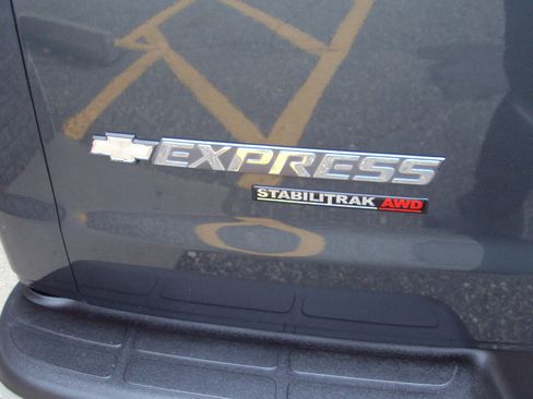 Used 2014 Chevrolet Express 1500 LT w/ LT Preferred Equipment Group image 37