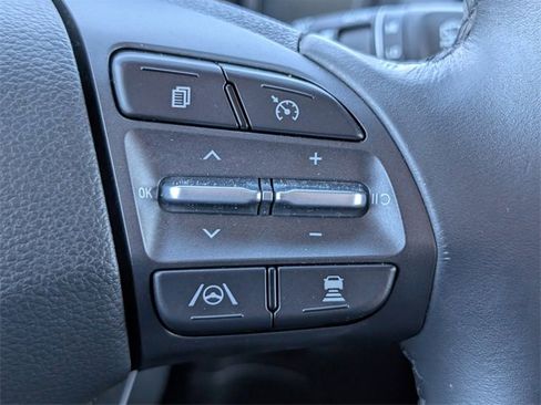 Used 2023 Hyundai Kona Limited image 25