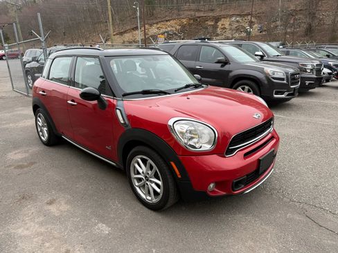 Used 2015 MINI Cooper Countryman S image 2