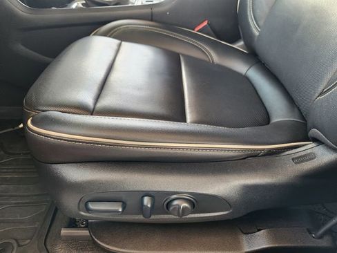 Used 2023 Chevrolet Traverse Premier w/ LPO, Floor Liner Package FWD image 22
