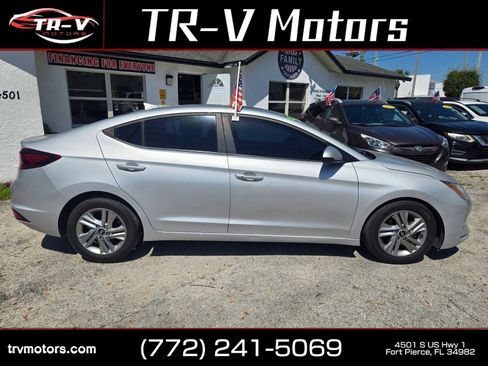 Used 2020 Hyundai Elantra Value Edition w/ Cargo Package (C1) FWD image 7