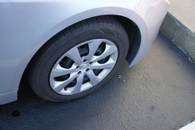 Used 2024 Toyota Corolla LE FWD image 25
