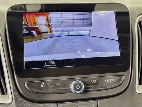 Used 2024 Chevrolet Malibu LT FWD image 32
