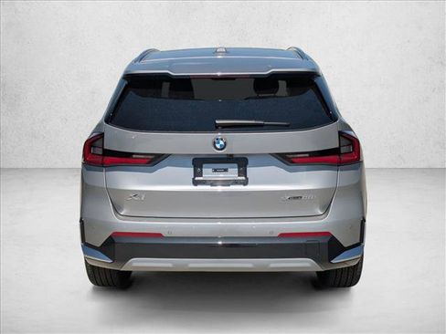 New 2026 BMW X1 xDrive28i AWD/4WD image 8