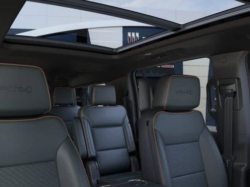 New 2026 GMC Yukon XL AT4 AWD/4WD image 24