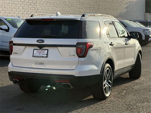 Used 2017 Ford Explorer Sport image 4