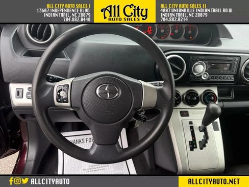 Used 2010 Scion xB image 17