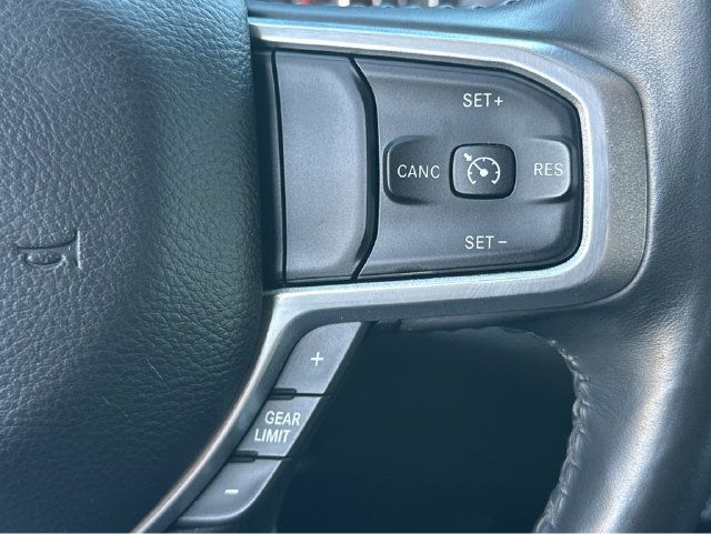 Used 2020 RAM 1500 Laramie w/ Off Road Group AWD/4WD image 28