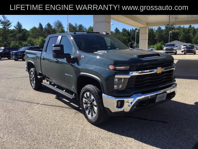 Used 2025 Chevrolet Silverado 3500 LT w/ All Star Edition AWD/4WD image 2
