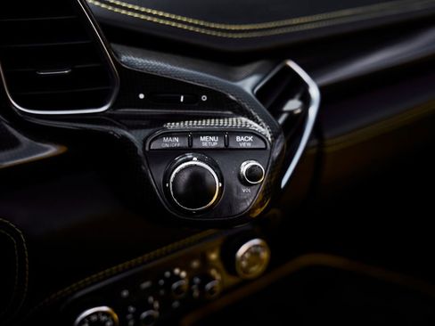 Used 2013 Ferrari 458 Spider RWD image 54