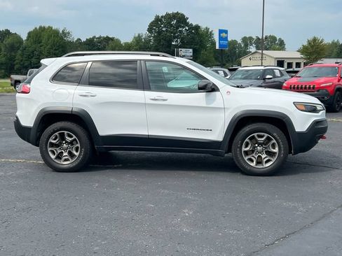 Used 2019 Jeep Cherokee Trailhawk w/ Cold Weather Group AWD/4WD image 27