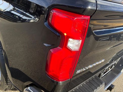 Used 2019 Chevrolet Silverado 1500 LTZ image 28