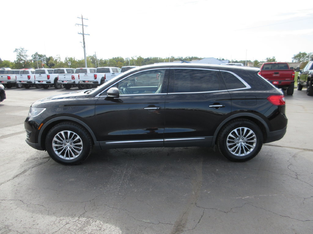 Used 2016 Lincoln MKX Select w/ Select Plus Package FWD image 11