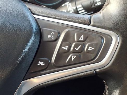 Used 2023 Chevrolet Equinox LT image 28