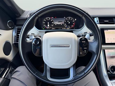 Certified 2022 Land Rover Range Rover Sport HSE Silver Edition image 18